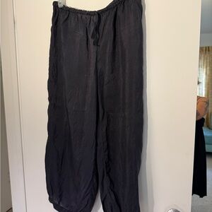 Elegant Black Cropped Pants